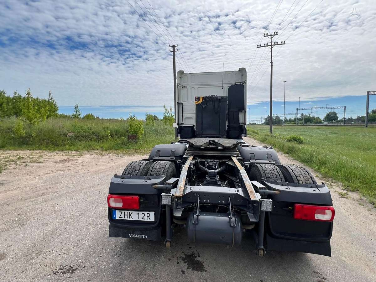 DAF XF530, single sleeper