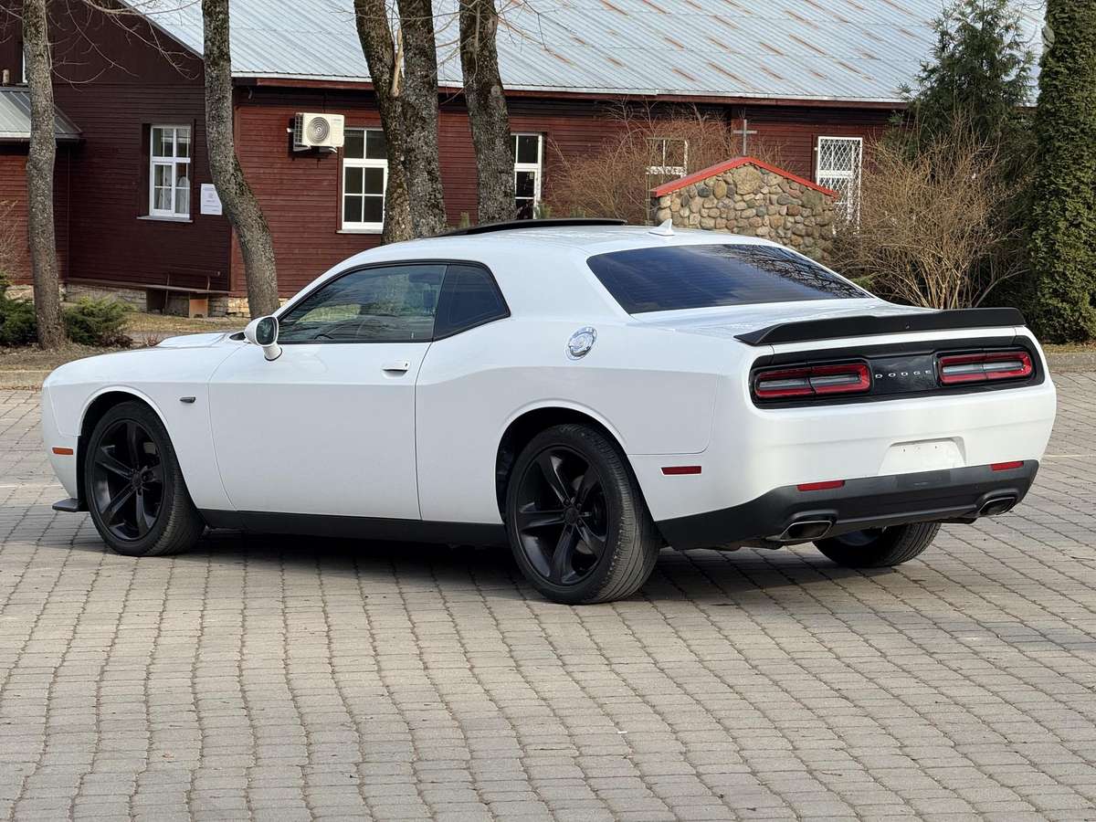 Dodge Challenger, 5.7 l., Купе (coupe)