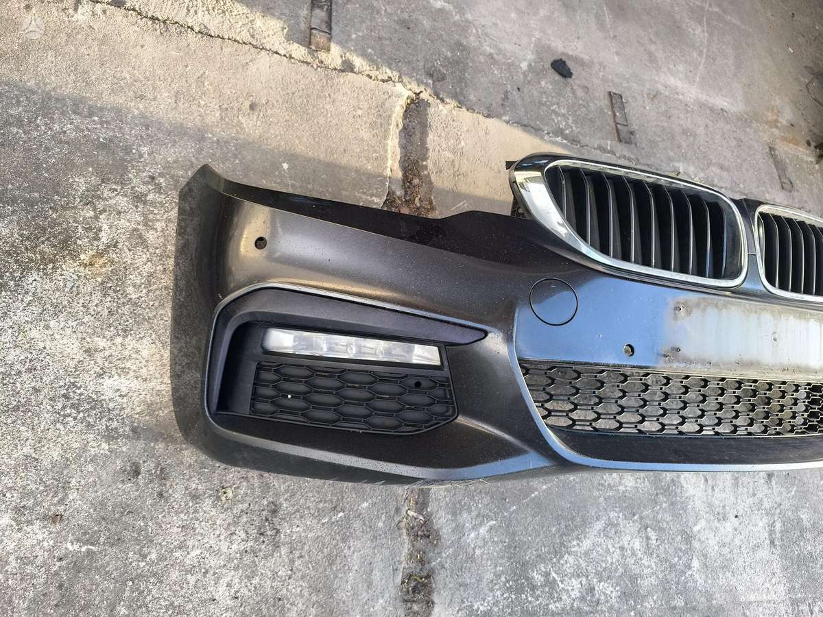 BMW 5 serija bumpers, lights