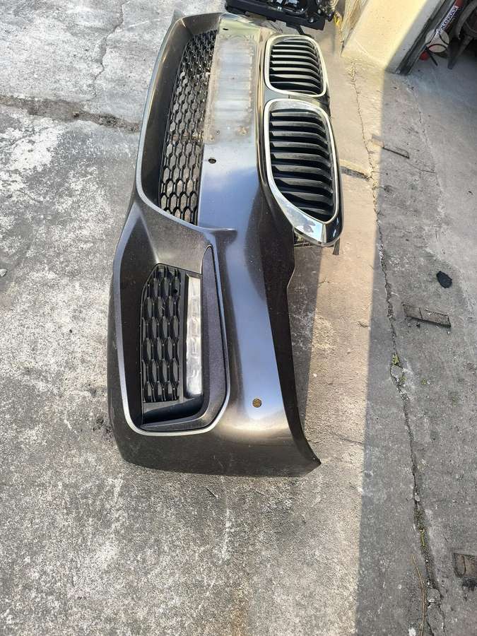 BMW 5 serija bumpers, lights