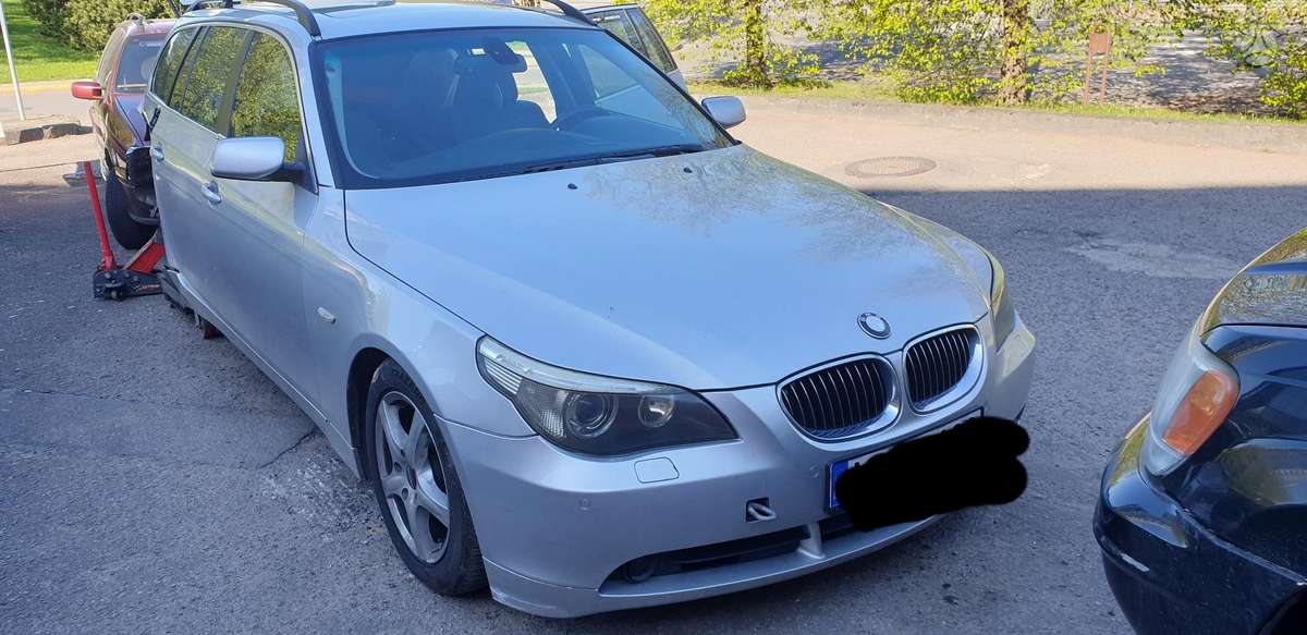BMW 5 serija E61 spalvos kodas 354