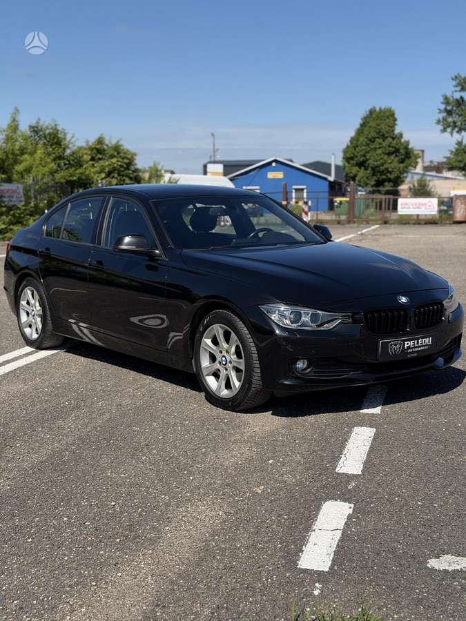 BMW 320, 2.0 l., Седан