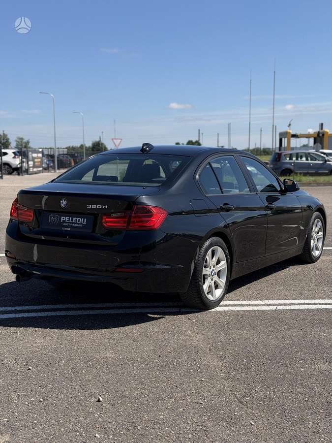BMW 320, 2.0 l., Седан