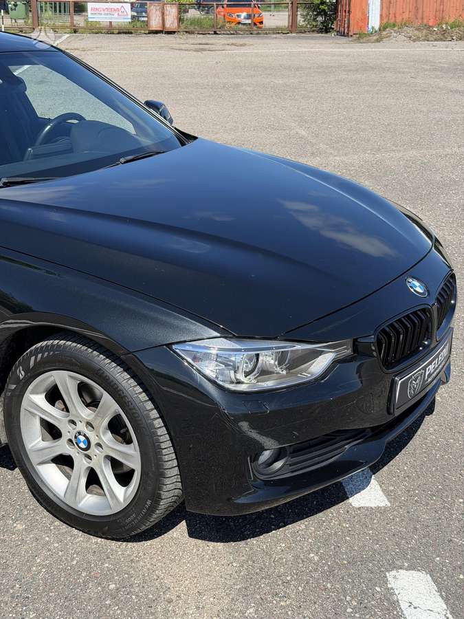 BMW 320, 2.0 l., Седан