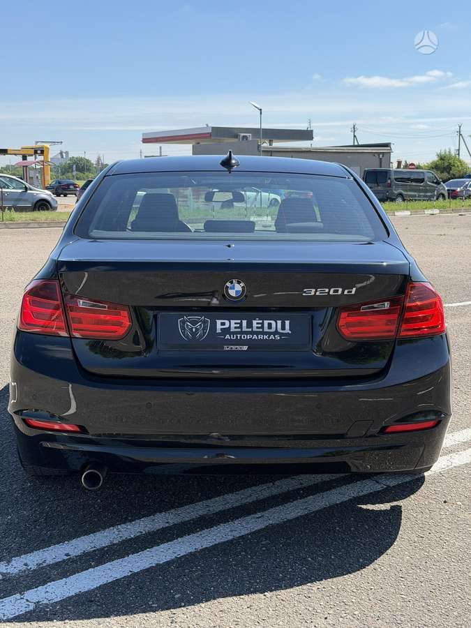 BMW 320, 2.0 l., Седан