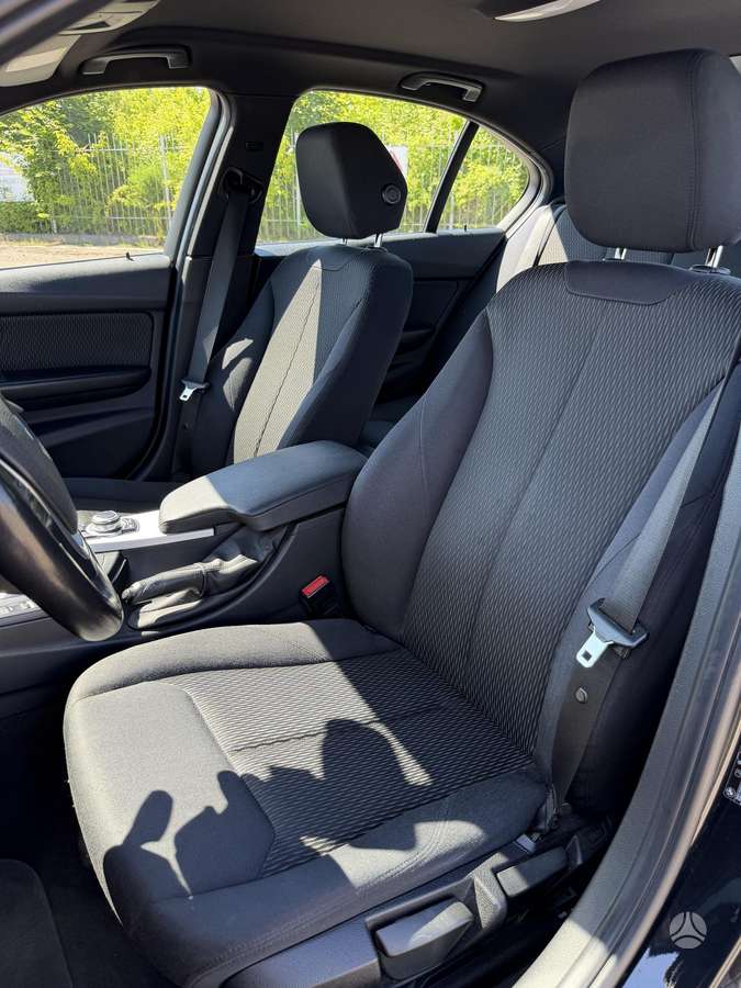BMW 320, 2.0 l., Седан