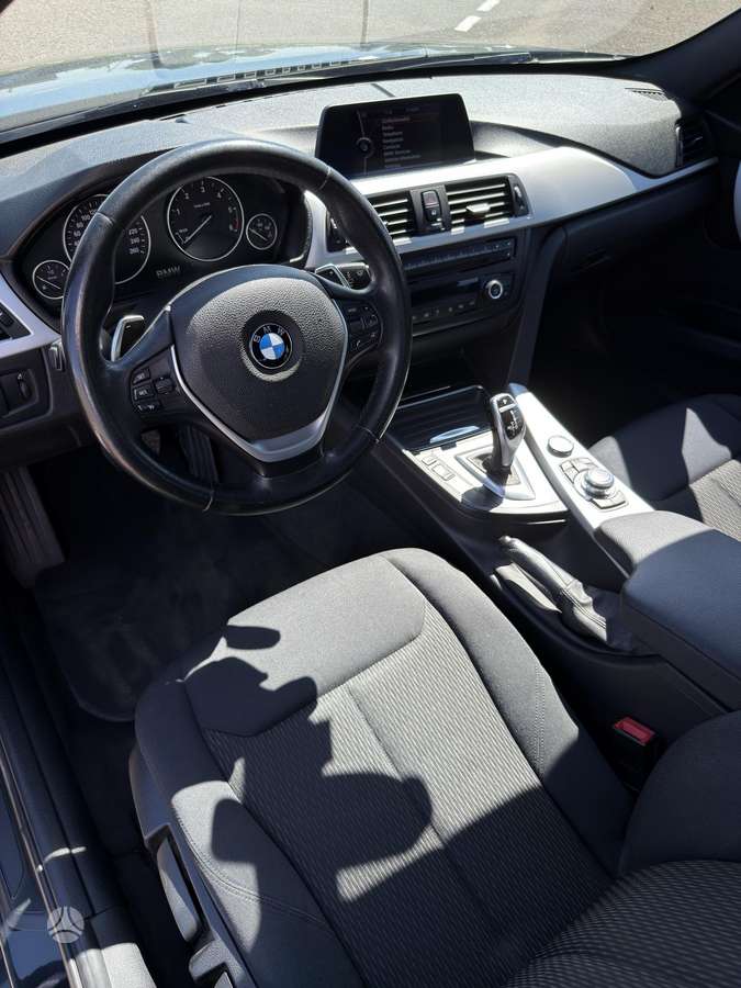 BMW 320, 2.0 l., Седан