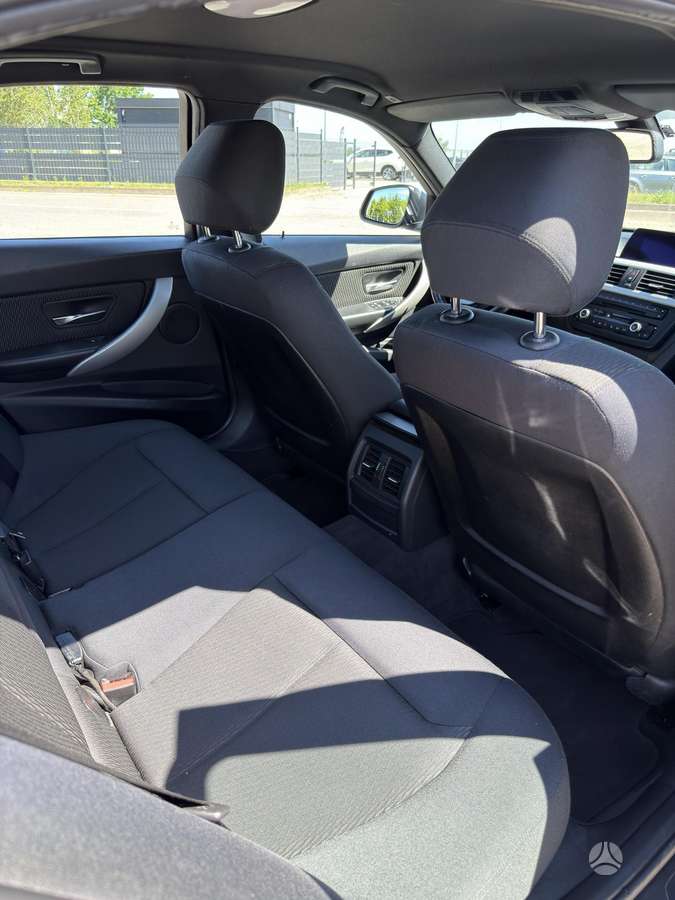 BMW 320, 2.0 l., Седан