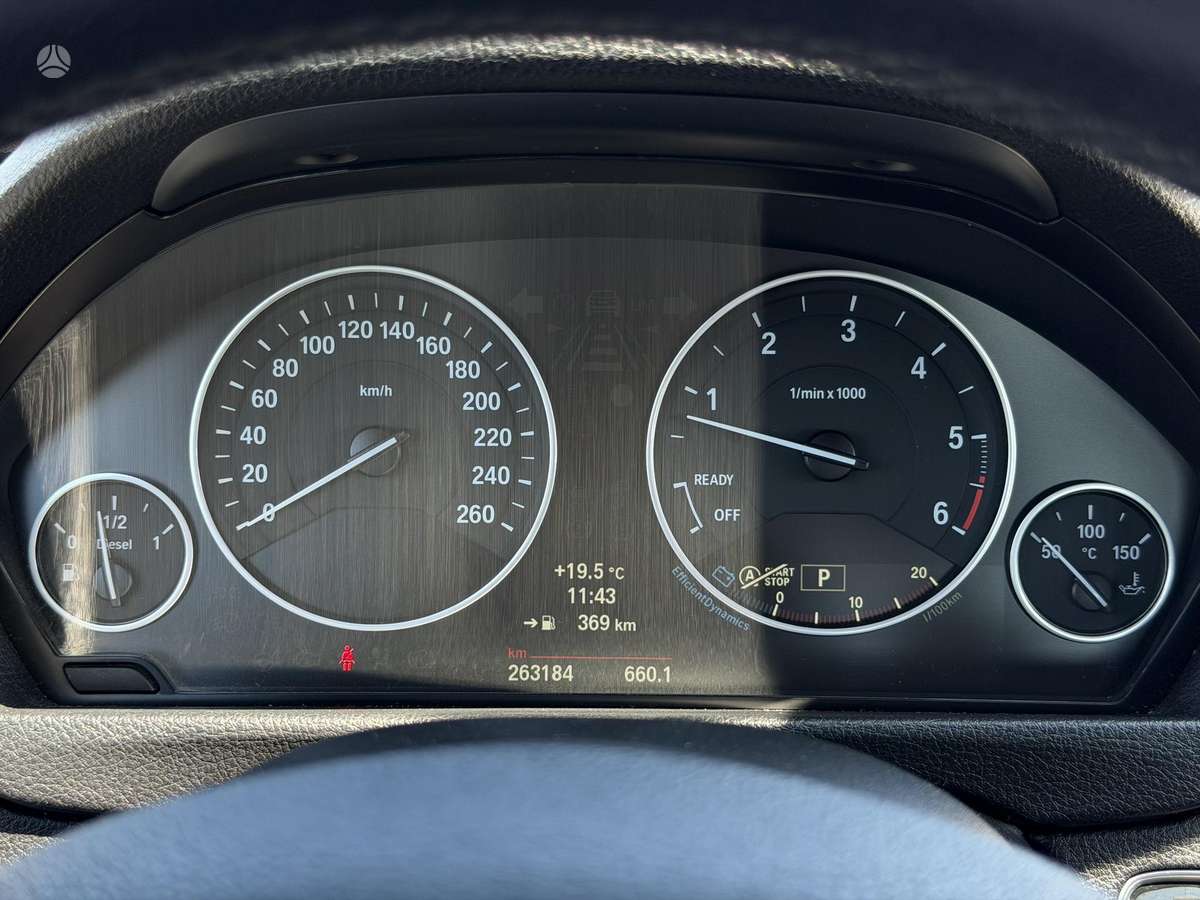 BMW 320, 2.0 l., Седан