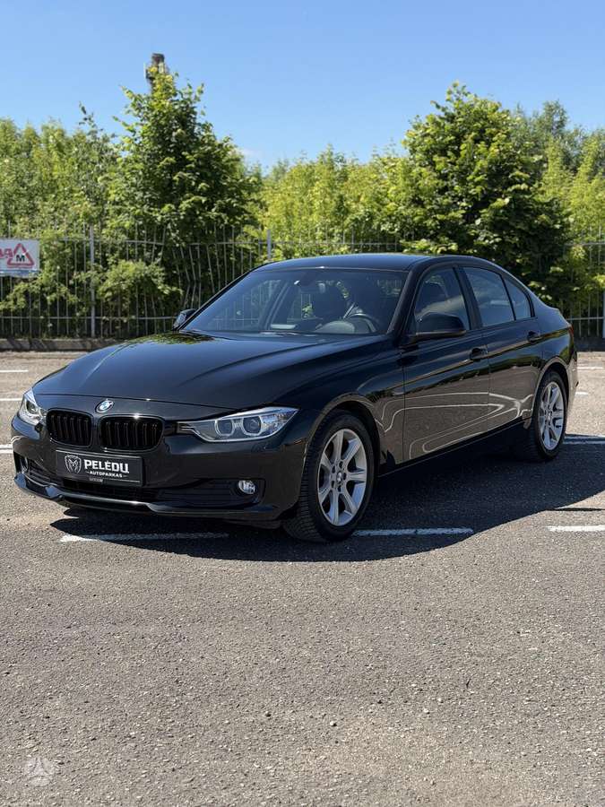 BMW 320, 2.0 l., Седан