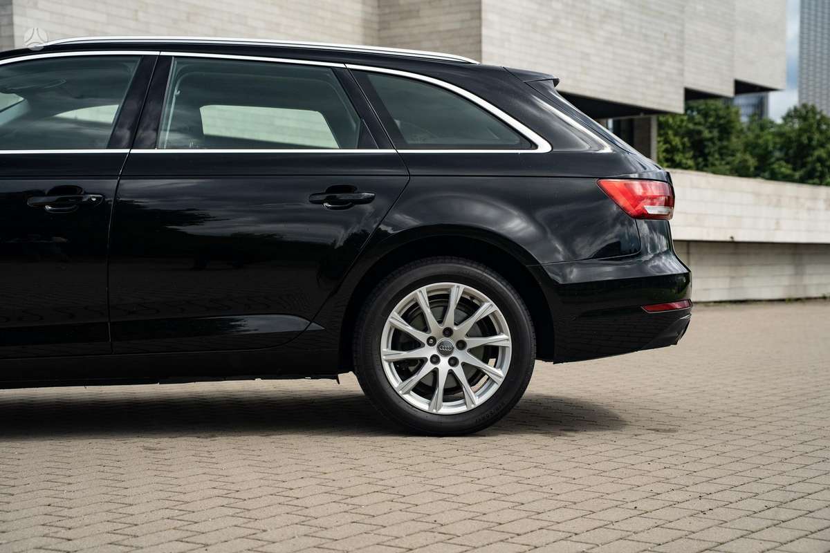 Audi A4, 2.0 l., Универсал