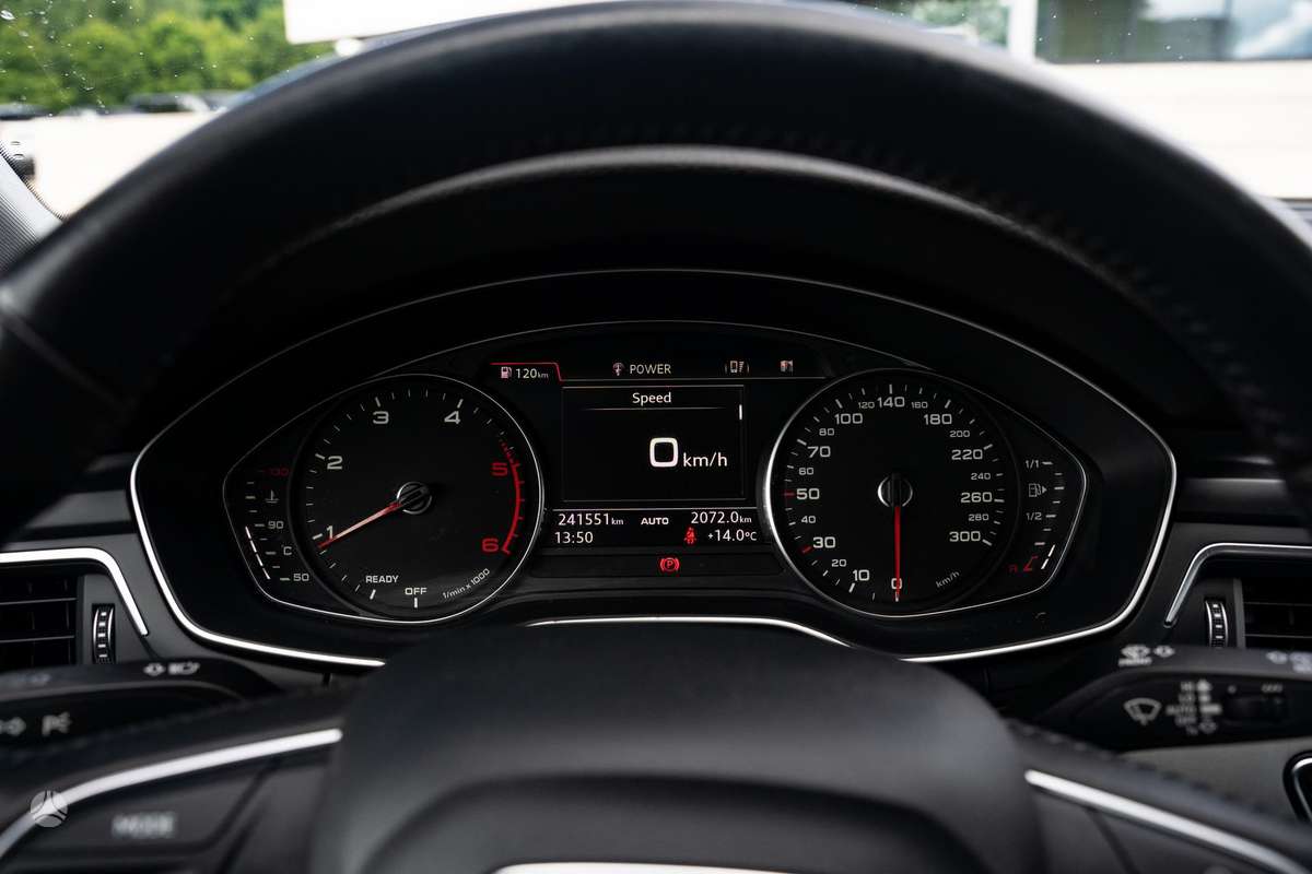 Audi A4, 2.0 l., Универсал