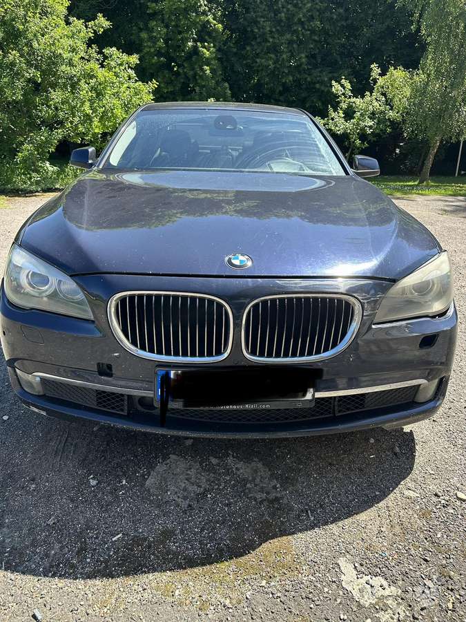 BMW 730, 3.0 l., Седан