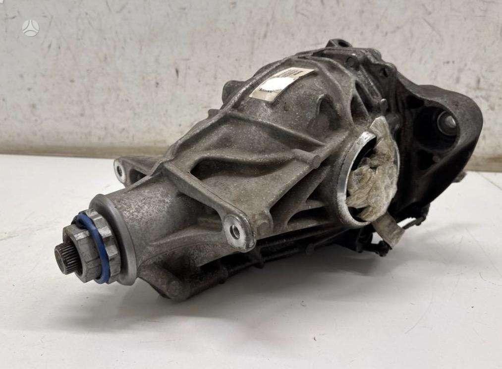BMW 330, 8647921, reduktorius