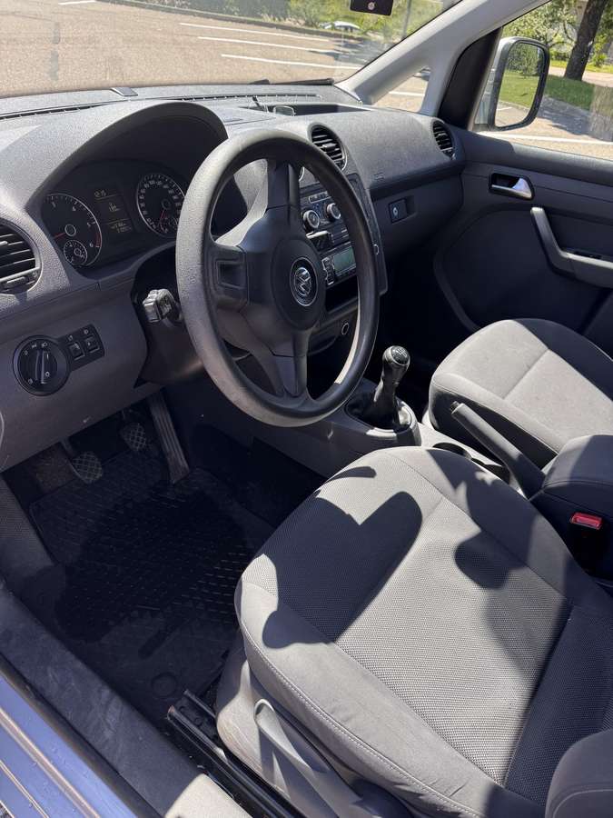 Volkswagen Caddy - 7