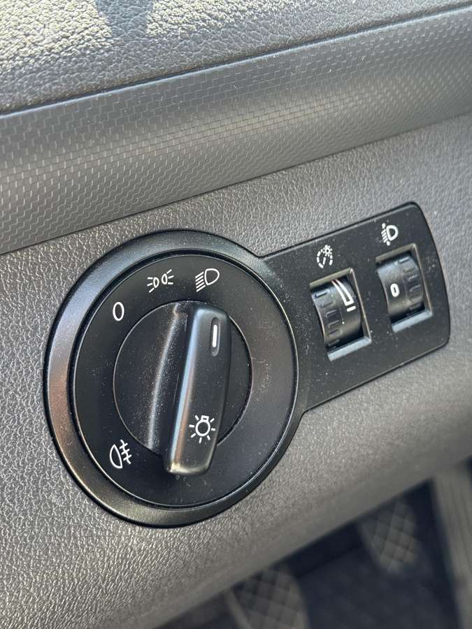 Volkswagen Caddy - 9