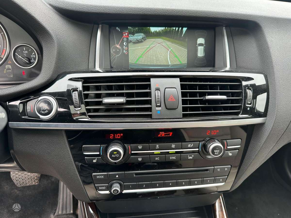 BMW X3, 2.0 l., off-road / crossover