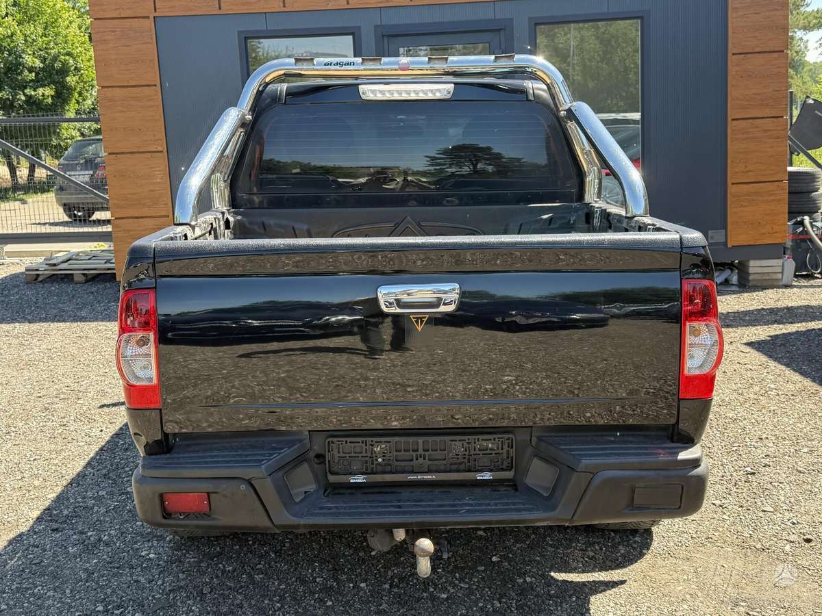 Isuzu D-Max, 3.0 l., Пикап