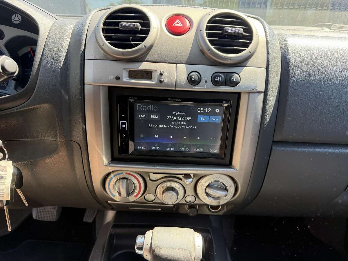 Isuzu D-Max, 3.0 l., Пикап