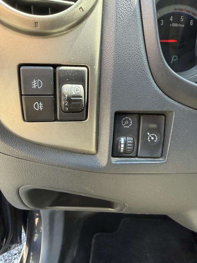 Isuzu D-Max, 3.0 l., Пикап