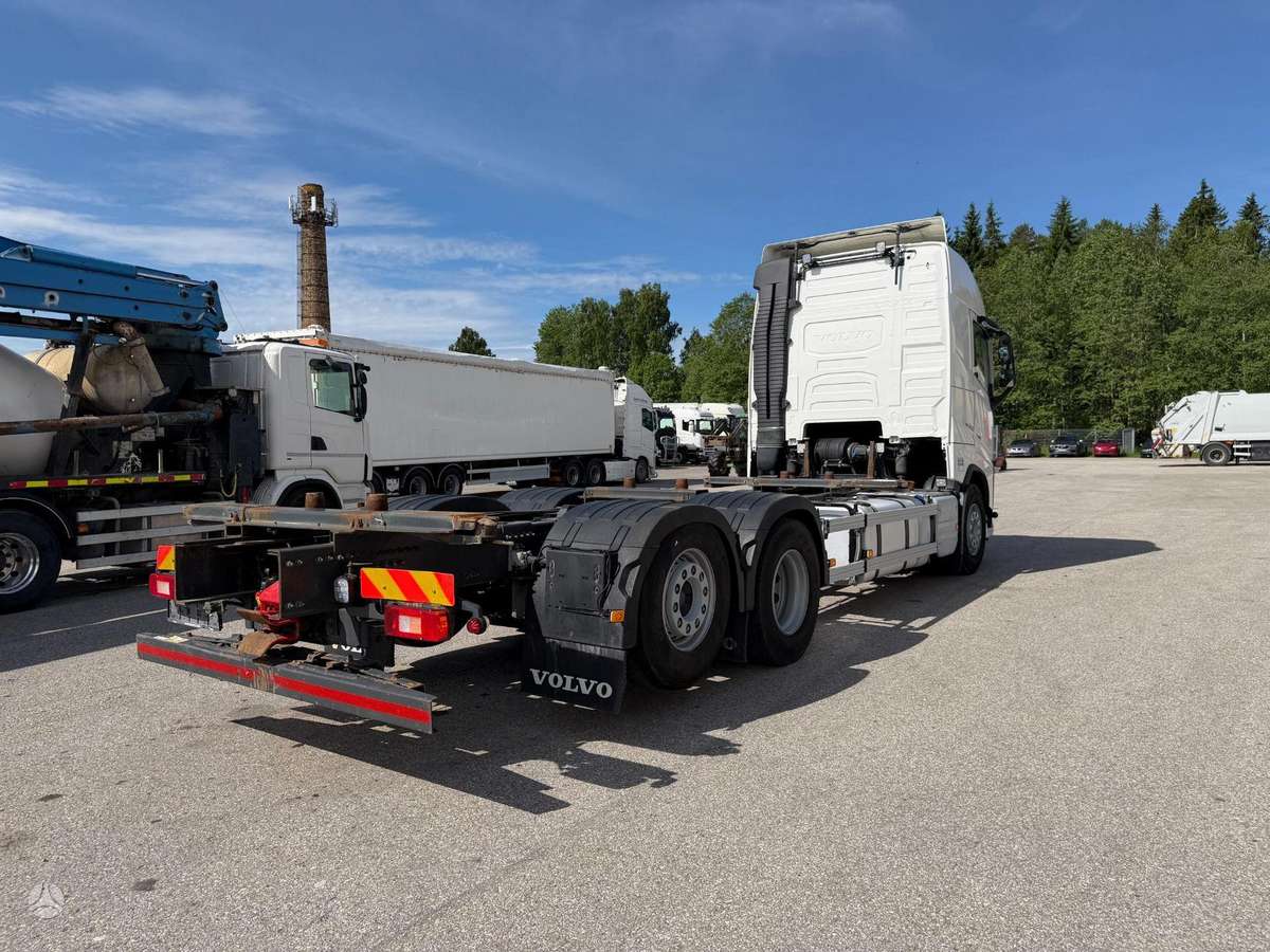 Volvo FH500, шасси