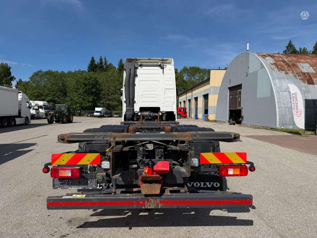 Volvo FH500, шасси
