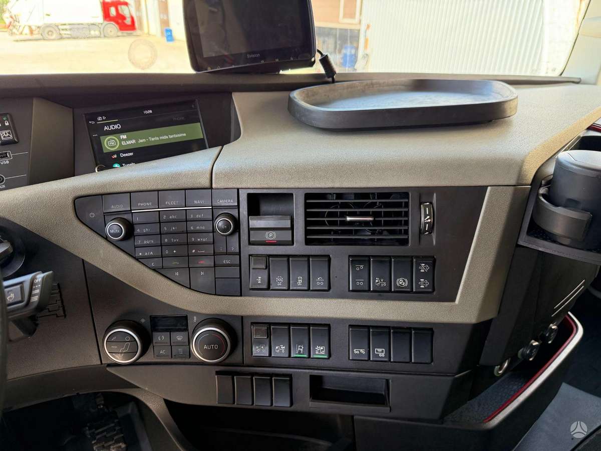 Volvo FH500, шасси