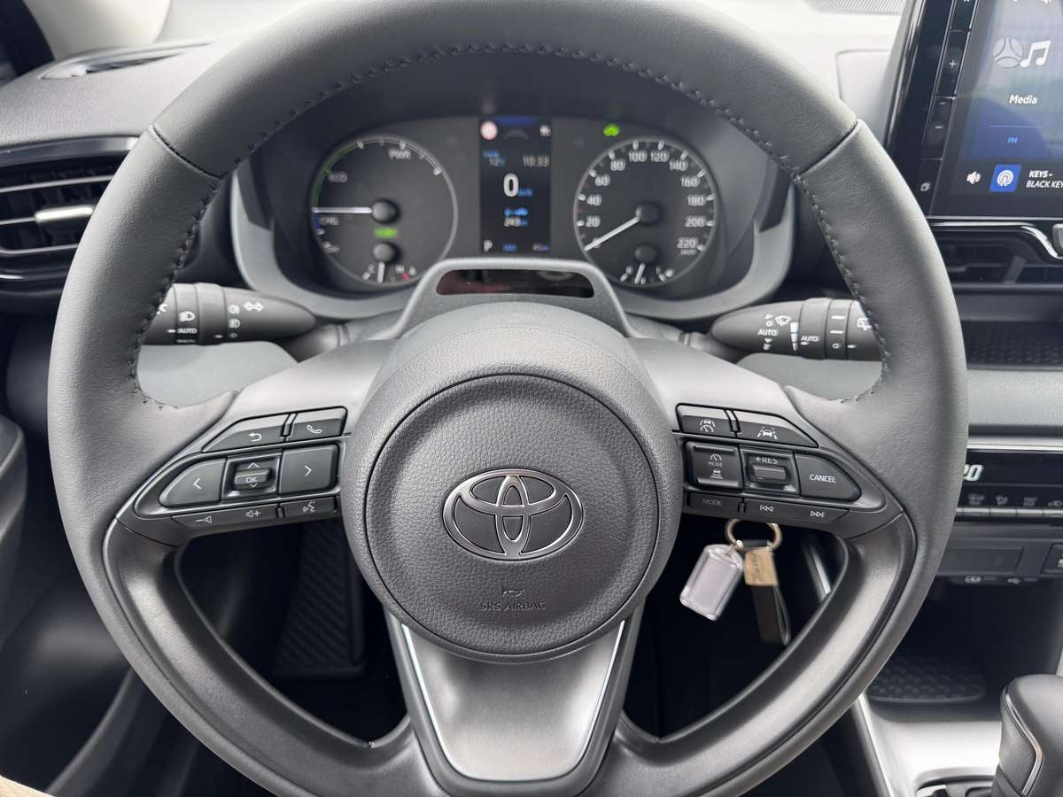 Toyota Yaris, 1.5 l., Хэтчбек