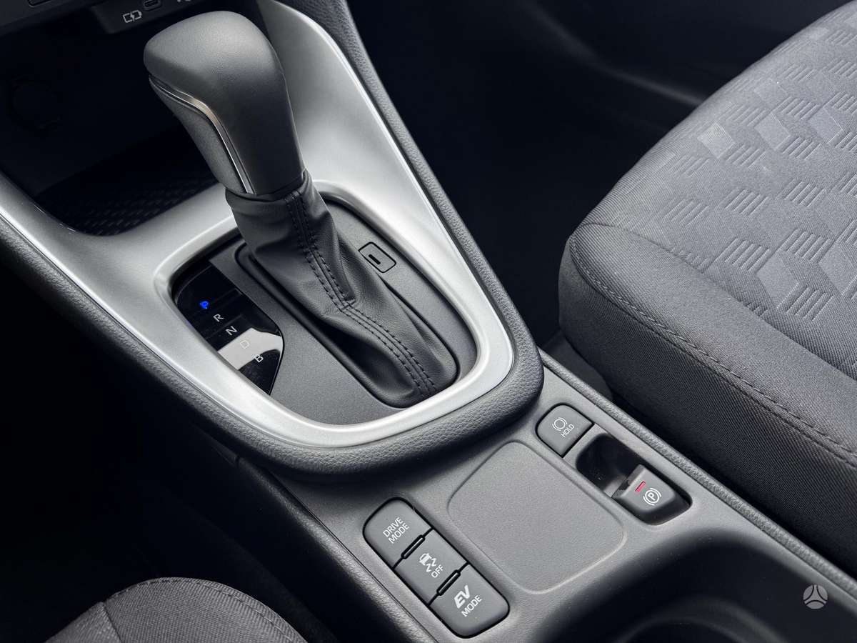 Toyota Yaris, 1.5 l., hatchback