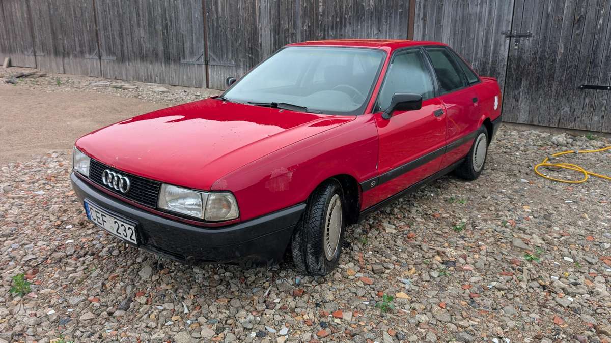 Audi 80, 1.8 l., Седан