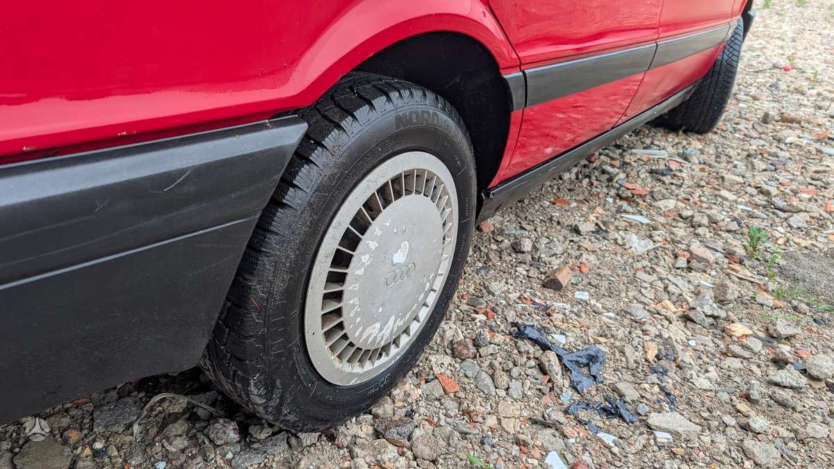 Audi 80, 1.8 l., Седан