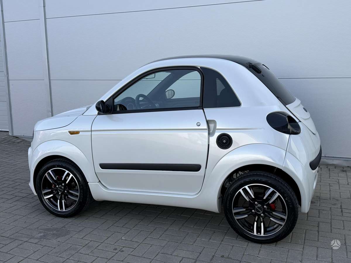 Microcar DUE, 0.5 l., hatchback