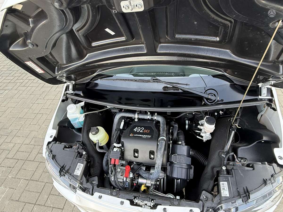 Microcar DUE, 0.5 l., Хэтчбек