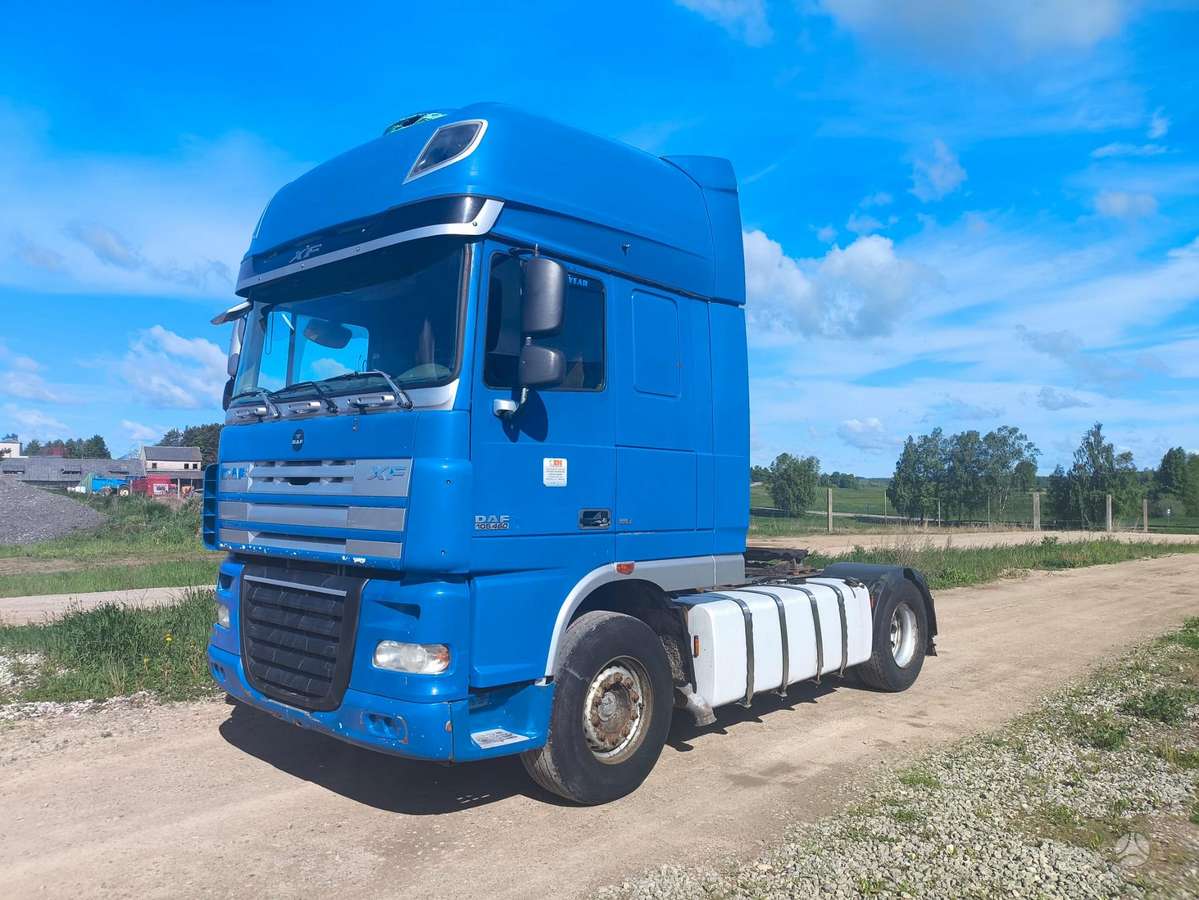 DAF XF105.460, 2 miegamosios vietos