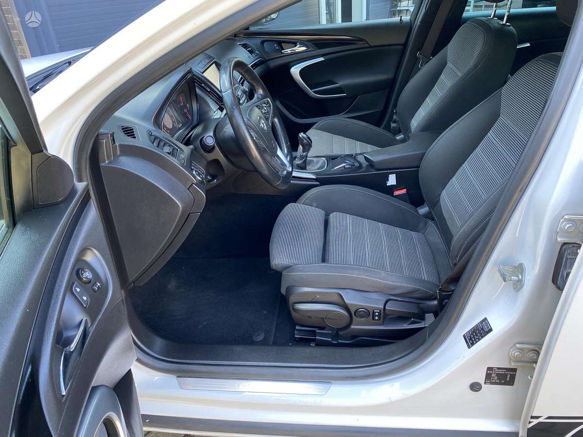 Opel Insignia, 2.0 l., Универсал
