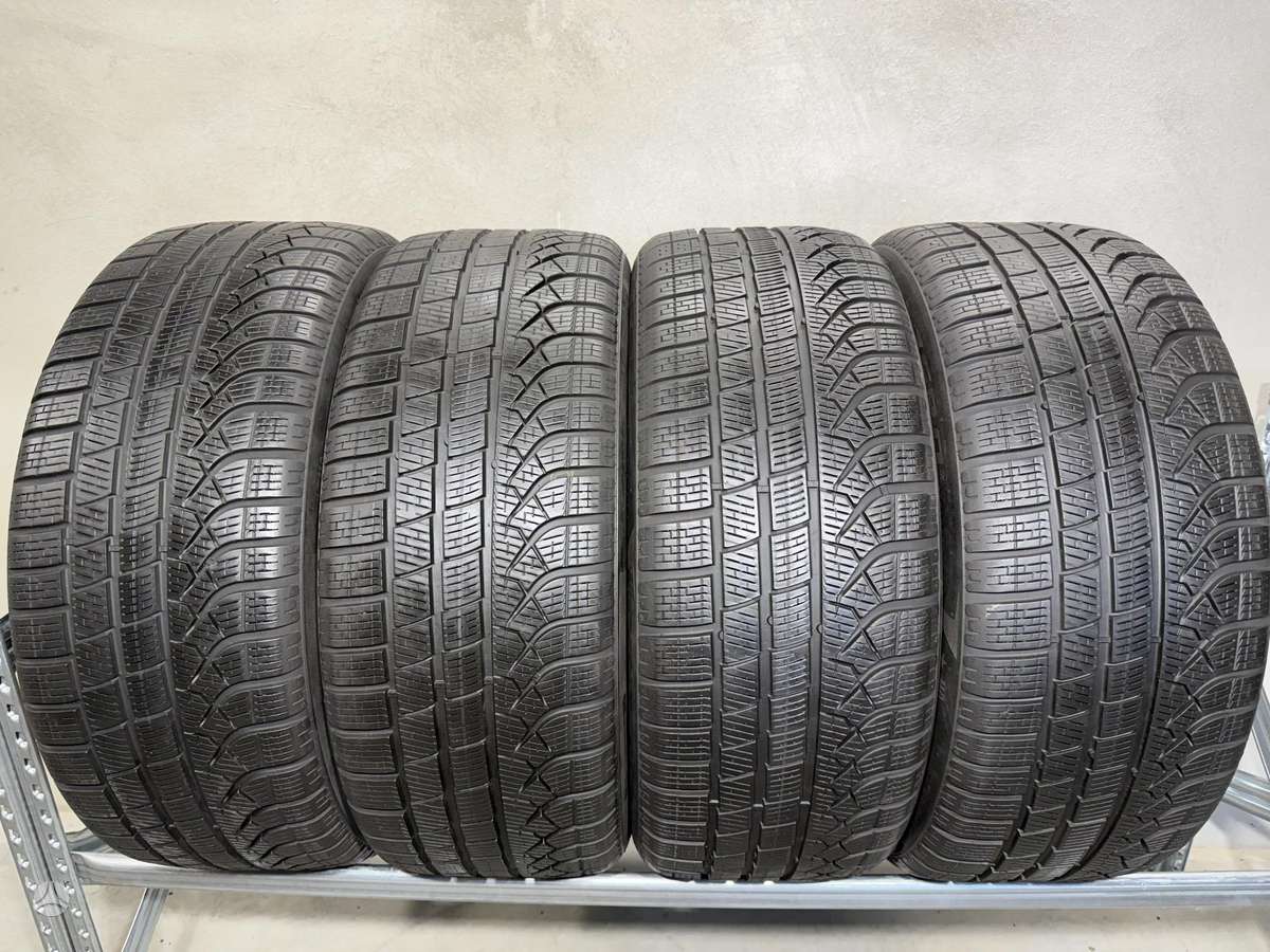 Pirelli PZero winter//2024m, žieminės 245/45 R19