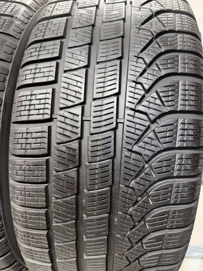 Pirelli PZero winter//2024m, žieminės 245/45 R19