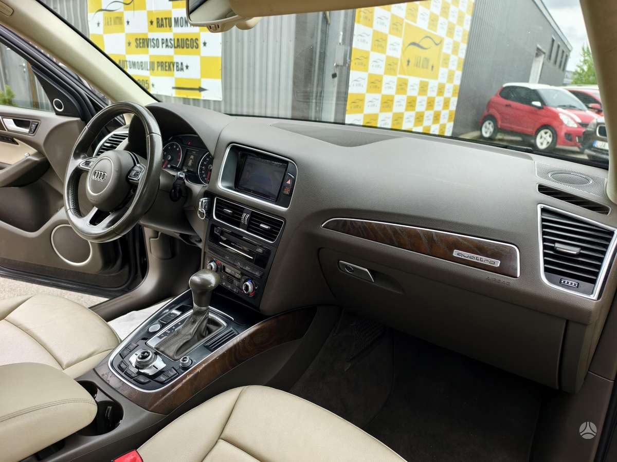 Audi Q5, 3.0 l., hatchback