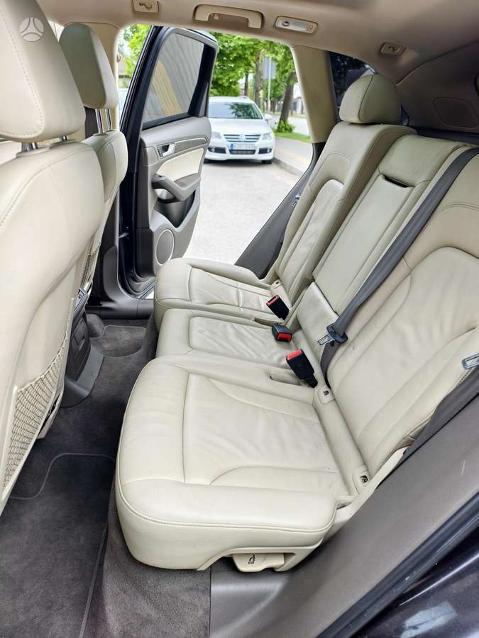 Audi Q5, 3.0 l., hatchback