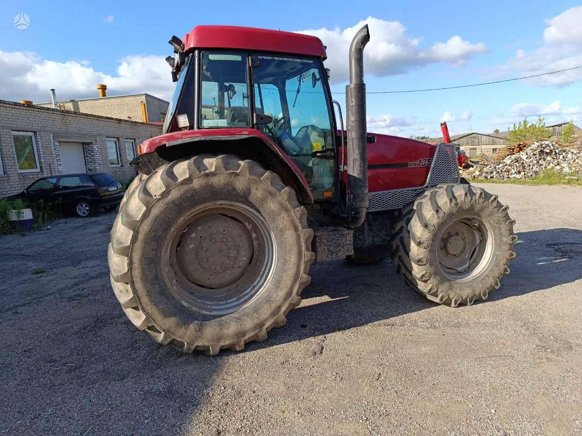 Case-IH Mx135, лесные тракторы