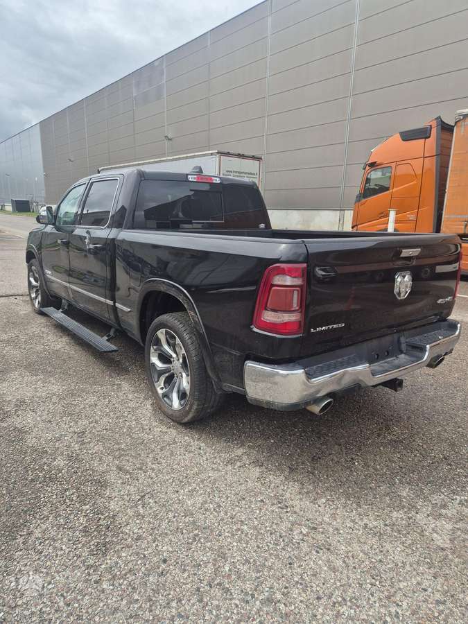 Dodge Ram 6 4 ft ilgoji bazė