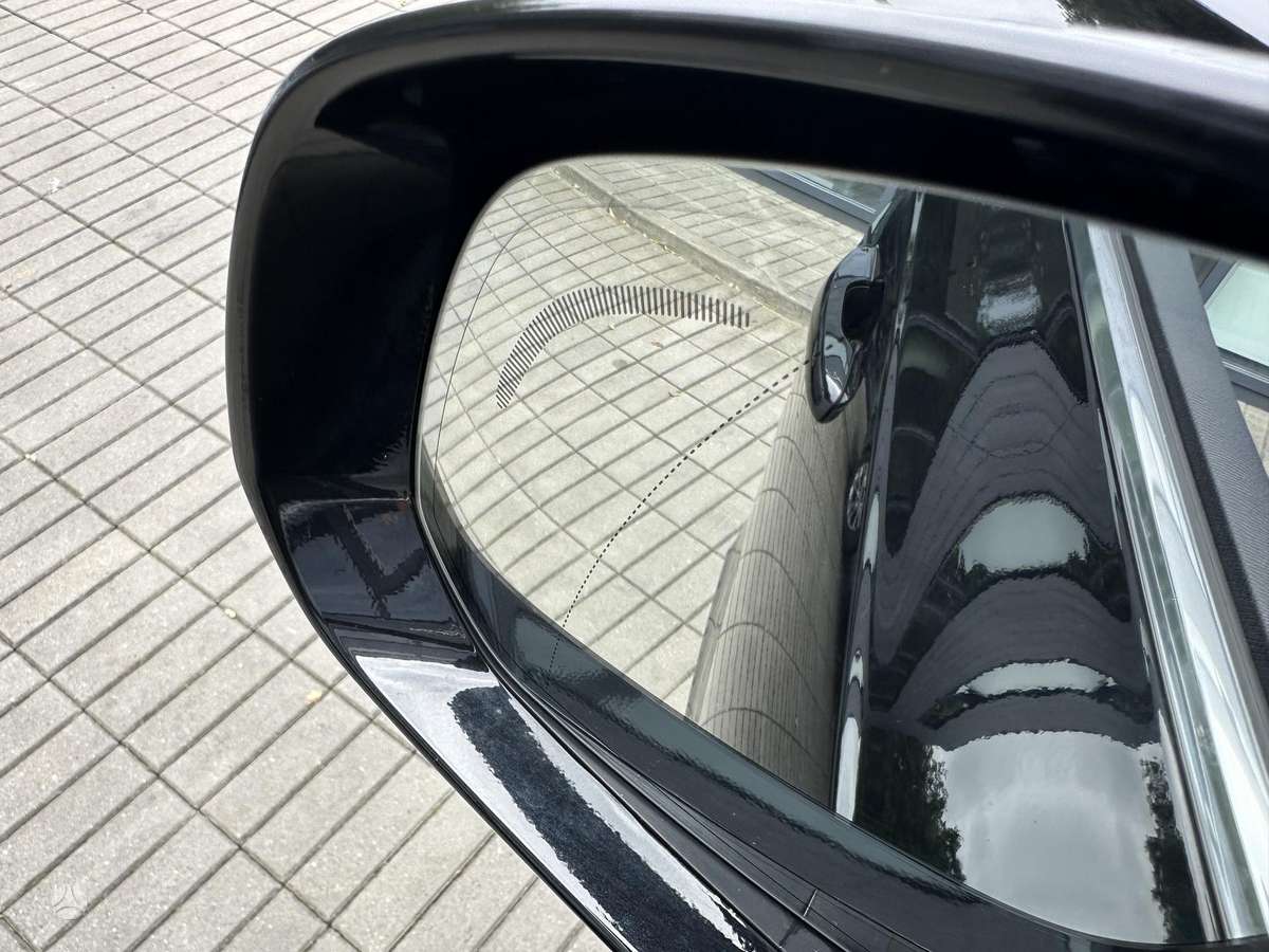 Volvo XC90 - 5