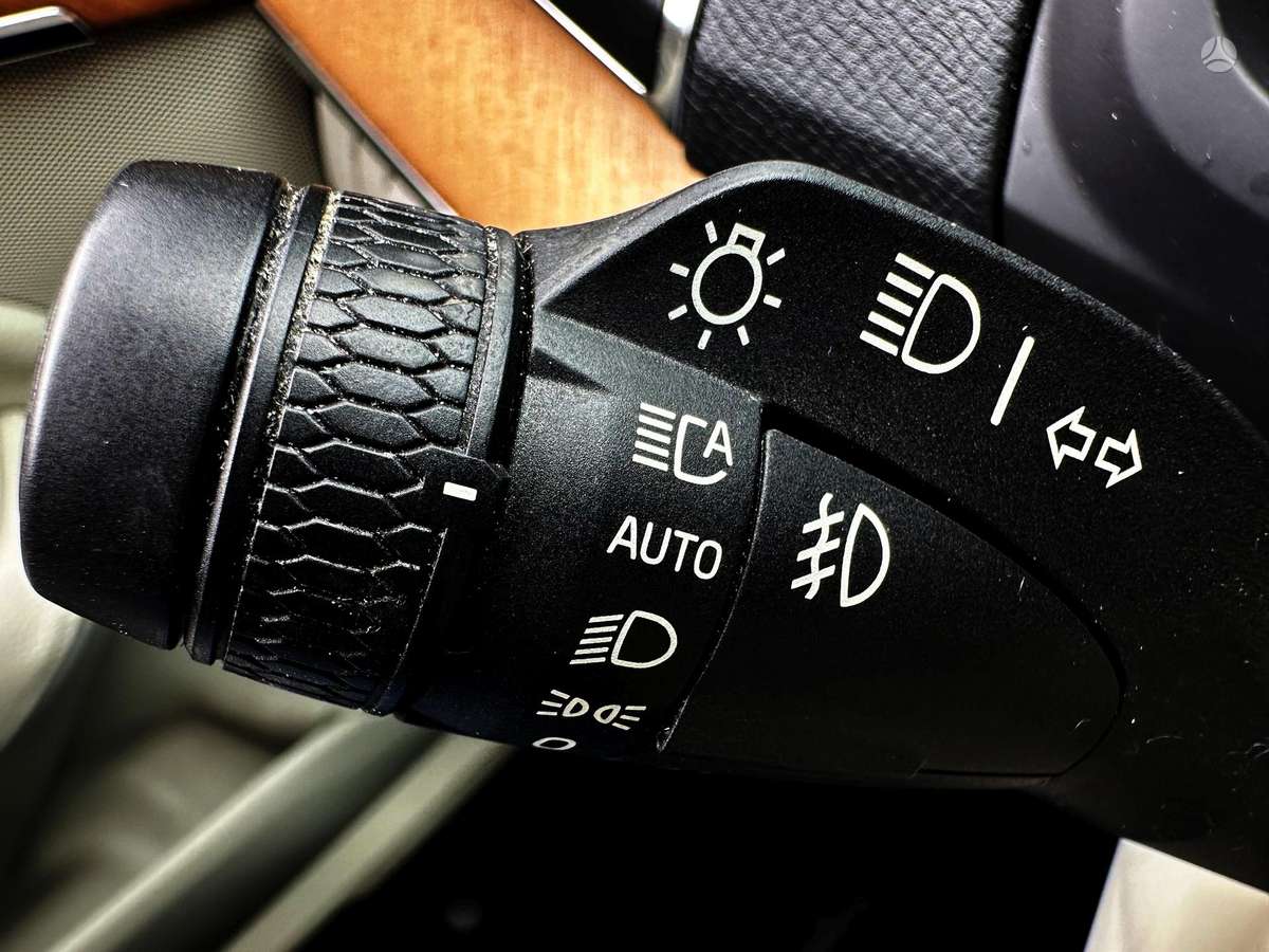 Volvo XC90 - 7
