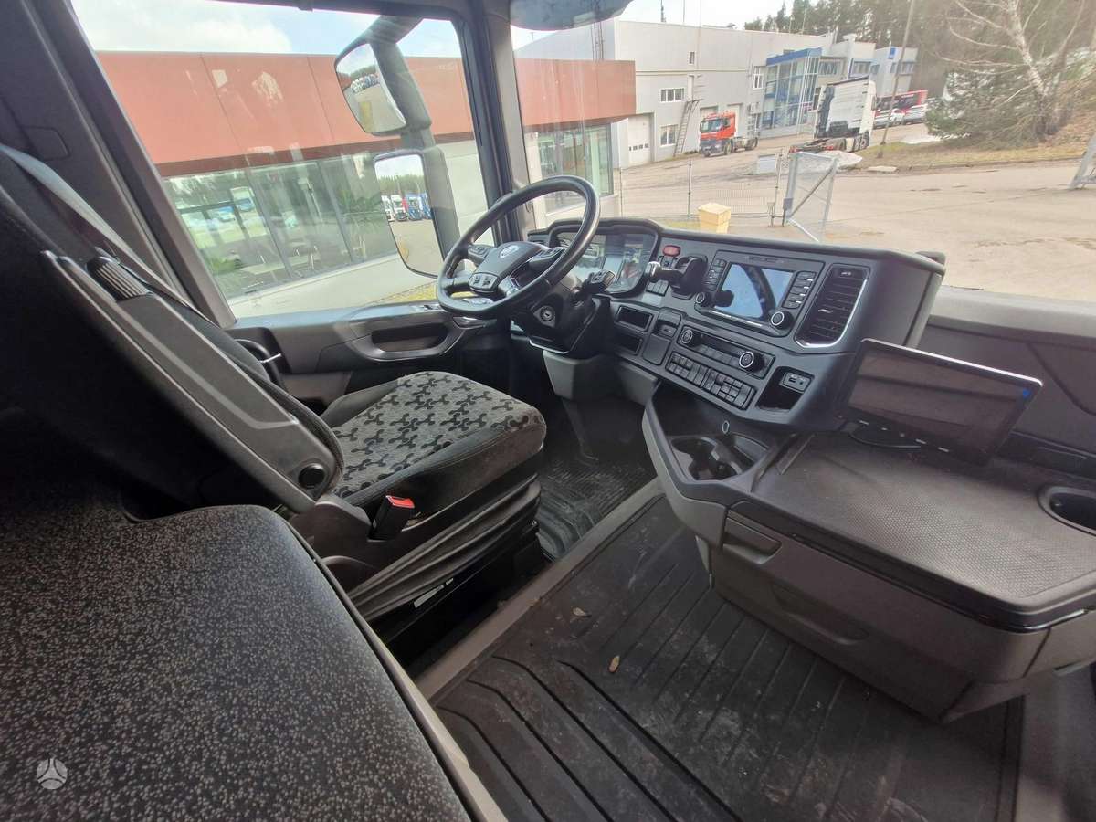 Scania R 500 Retarder, double sleeper