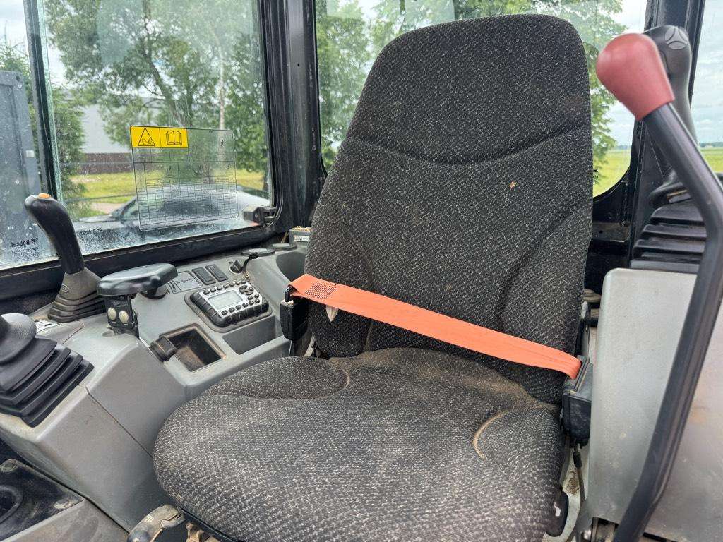 Bobcat E 50, mini ekskavatori