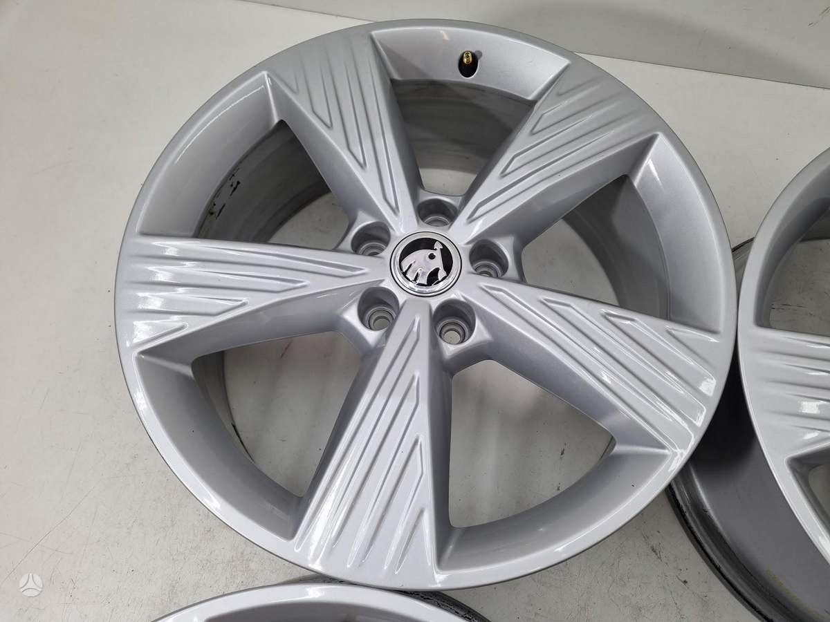 Skoda Superb, легкосплавные , R19