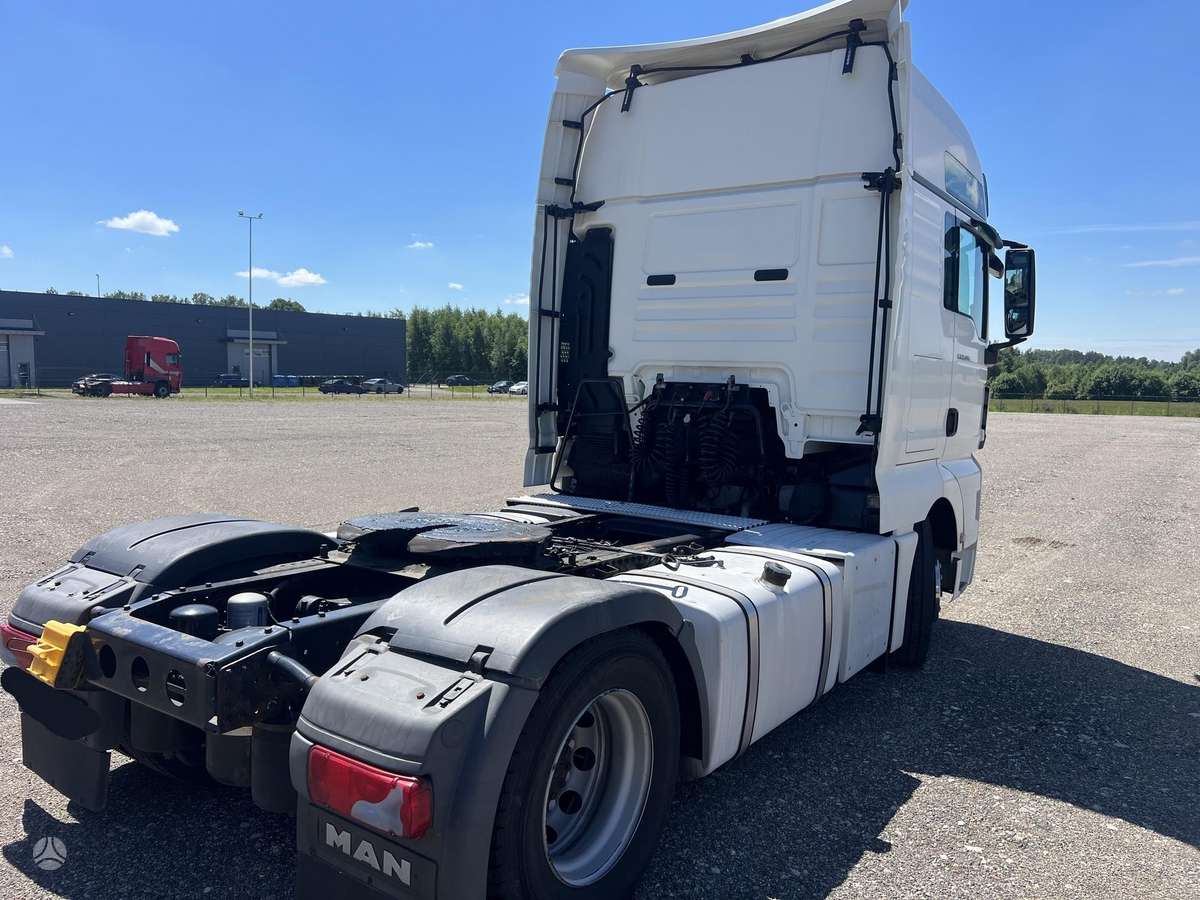 MAN 18.440 Retarder, double sleeper