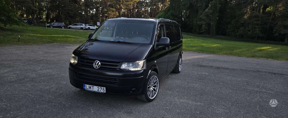 Volkswagen Transporter - 1