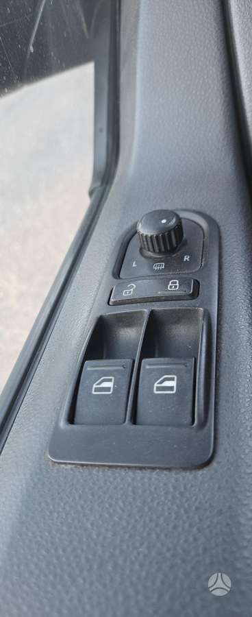 Volkswagen Transporter - 9
