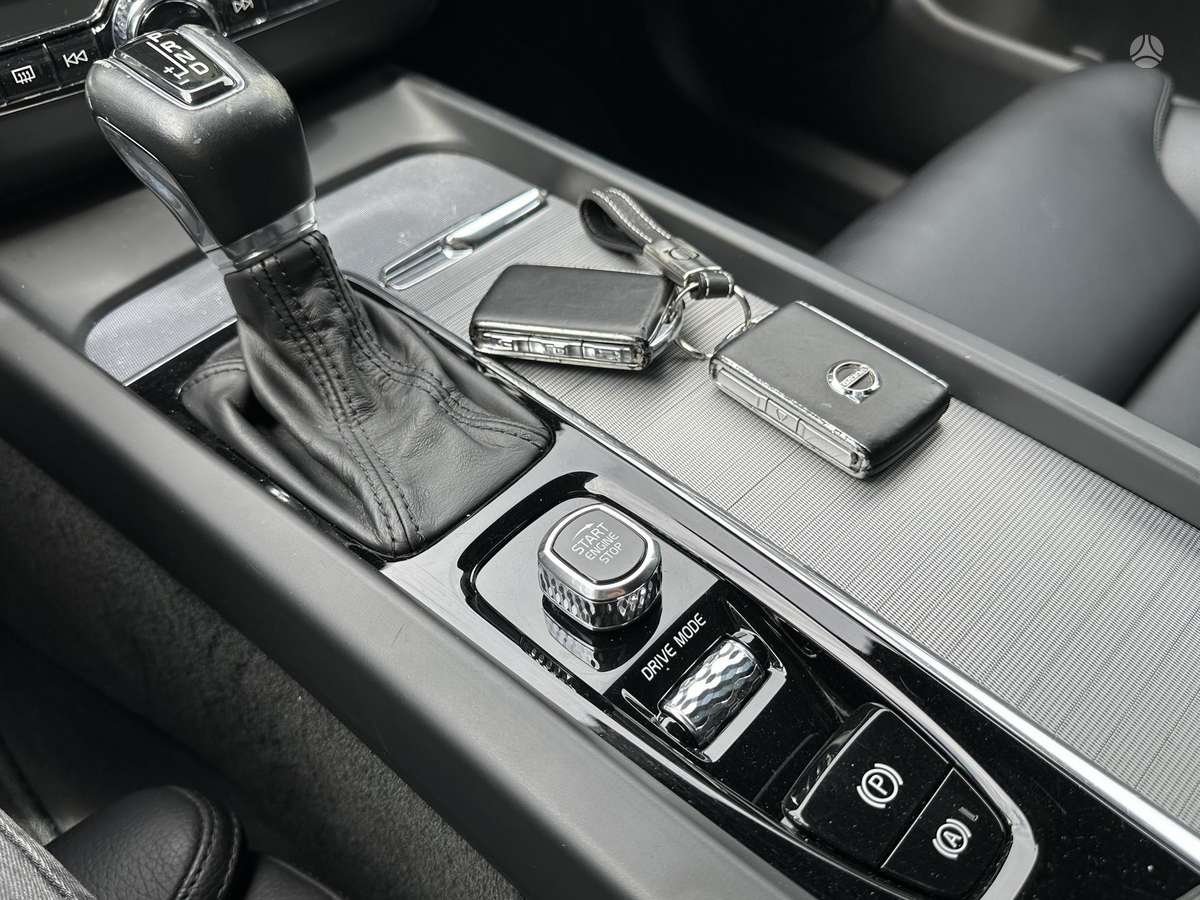 Volvo XC60 - 11